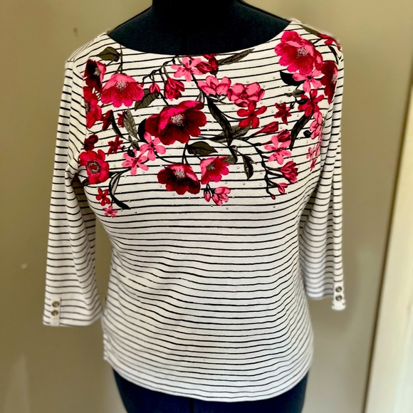 Karen Scott Tops - Floral Shirt -Petite Large